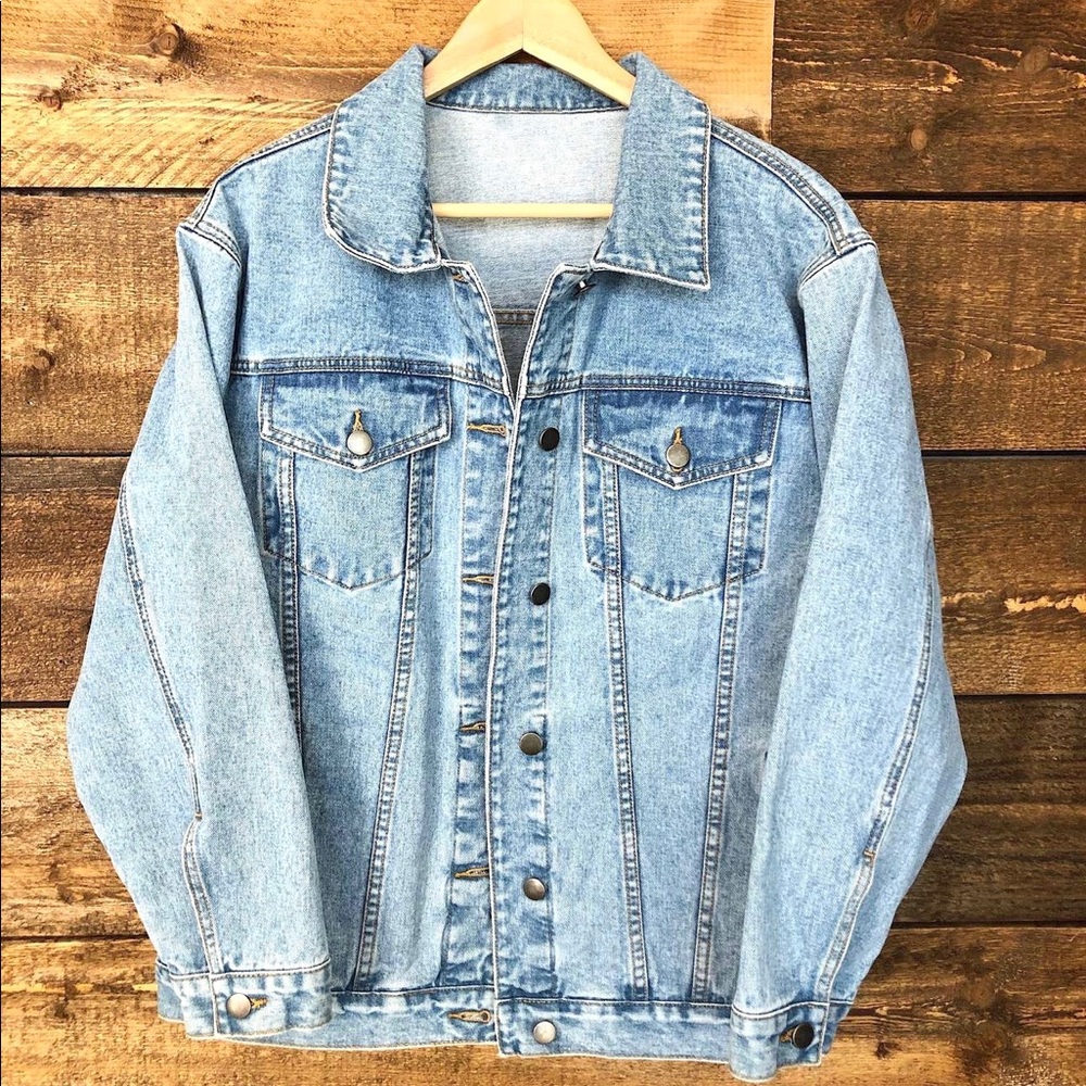 Junior’s Relaxed fit Denim Jacket